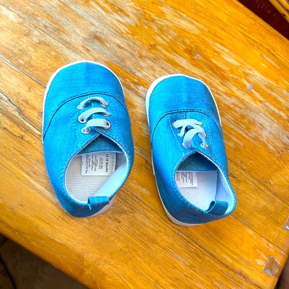 Baby shoes